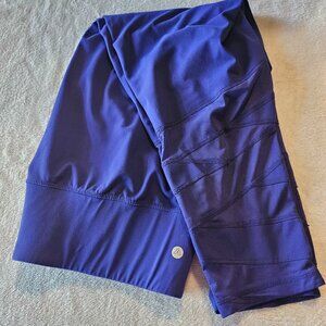 LIVI Active Purple Yoga Pants See-Through Panels at the Ankle. Size 18/20